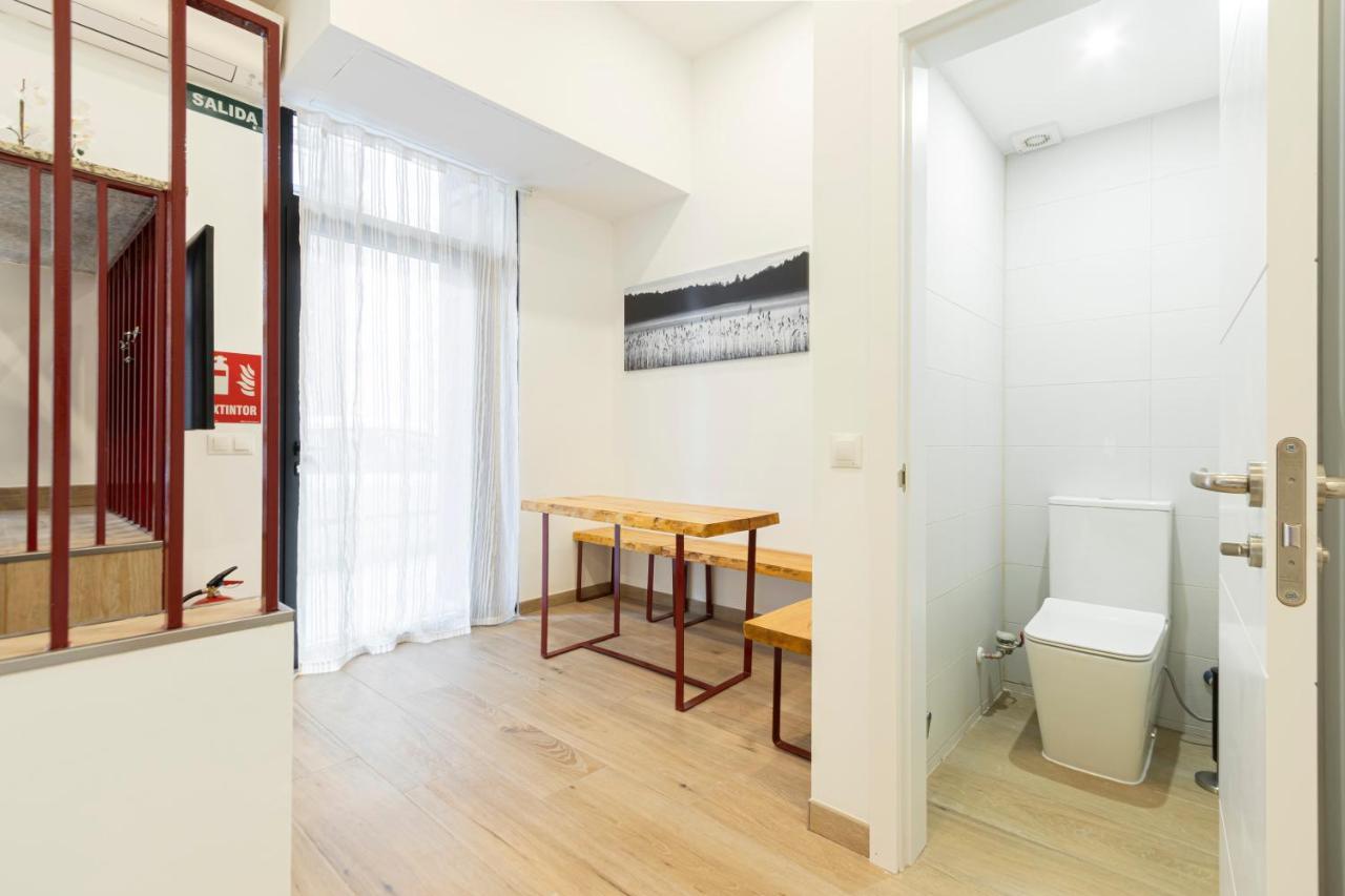 Luciente Apartment Madrid Bagian luar foto