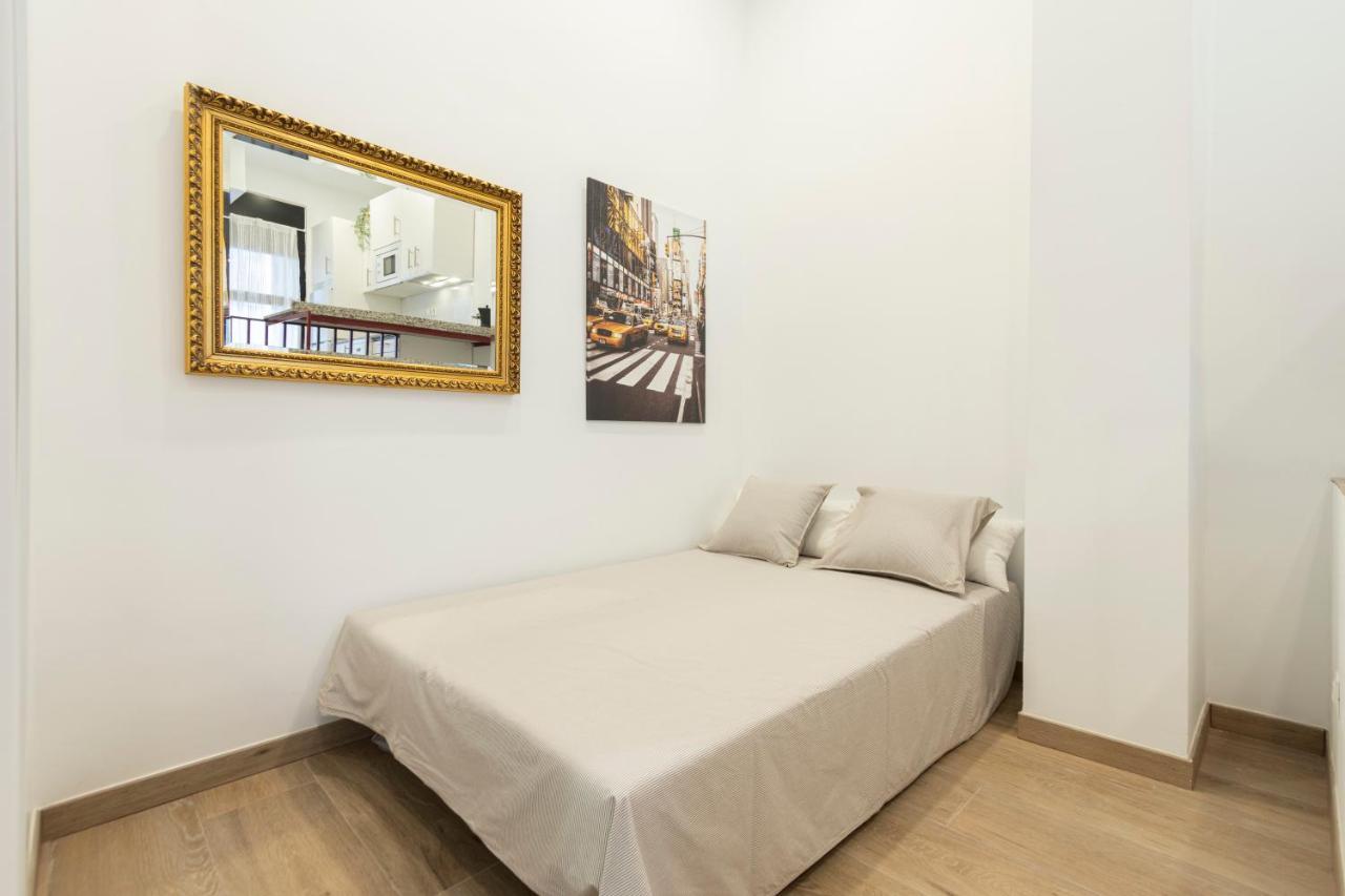 Luciente Apartment Madrid Bagian luar foto