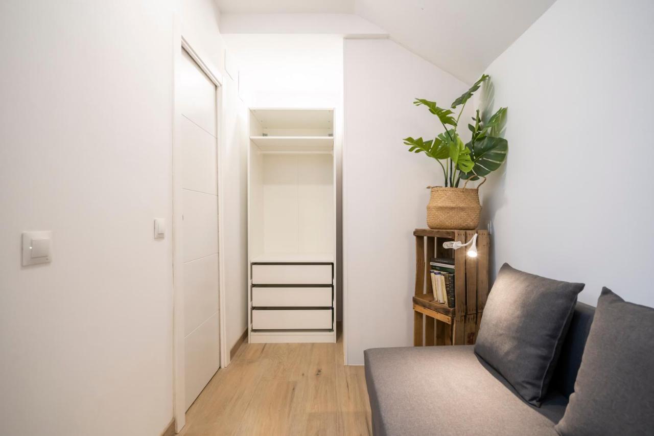 Luciente Apartment Madrid Bagian luar foto