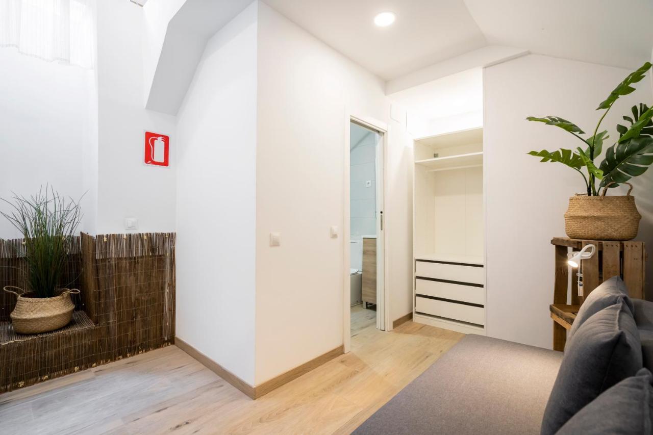 Luciente Apartment Madrid Bagian luar foto